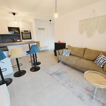 Ticasa Shine-zentral-outlet-balkon-parkplatz-ruhig Apartment *
